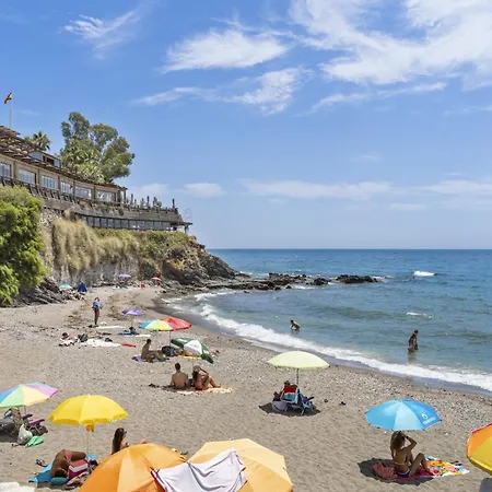 Rooftop Torrequebrada דירה